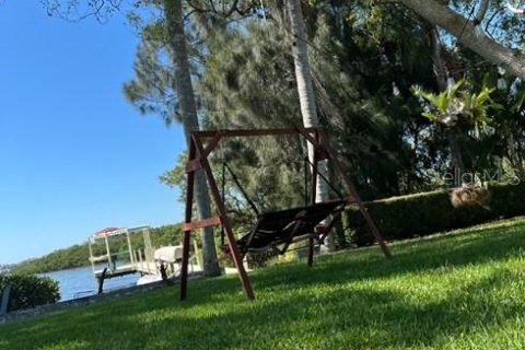 Villa ou maison à vendre à Tarpon Springs, Floride: 4 chambres, 222.32 m2 № 1522036 - photo 24