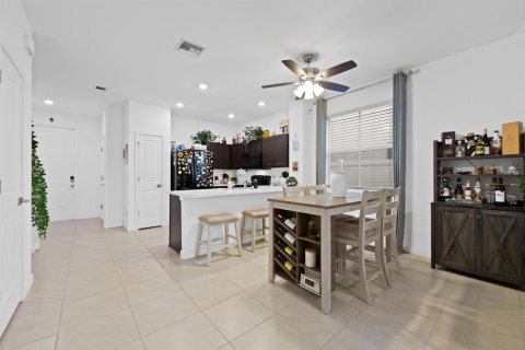 Townhouse in Riviera Beach, Florida 3 bedrooms, 134.34 sq.m. № 2357020 - photo 12
