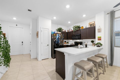 Townhouse in Riviera Beach, Florida 3 bedrooms, 134.34 sq.m. № 2357020 - photo 11