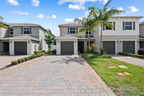 Townhouse in Riviera Beach, Florida 3 bedrooms, 134.34 sq.m. № 2357020