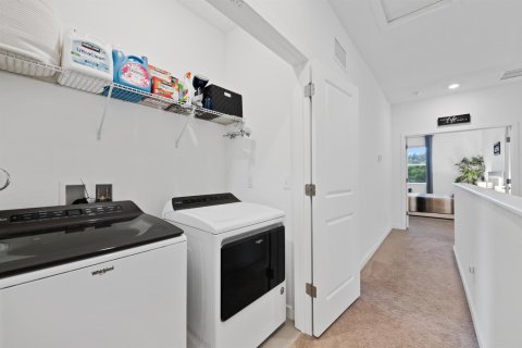 Townhouse in Riviera Beach, Florida 3 bedrooms, 134.34 sq.m. № 2357020 - photo 30