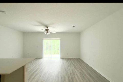 Touwnhouse à louer à Davenport, Floride: 3 chambres, 140.75 m2 № 2418697 - photo 2