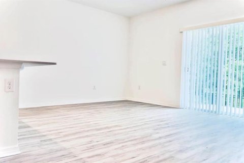 Touwnhouse à louer à Davenport, Floride: 3 chambres, 140.75 m2 № 2418697 - photo 18