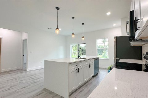 House in Citrus Springs, Florida 4 bedrooms, 164.81 sq.m. № 1847320 - photo 4