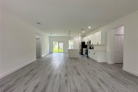 House in Citrus Springs, Florida 4 bedrooms, 164.81 sq.m. № 1847320 - photo 5