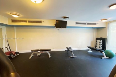 Condominio en alquiler en Fort Lauderdale, Florida, 2 dormitorios, 122.26 m2 № 2016266 - foto 19