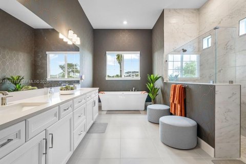 Купить виллу или дом в Юпитер, Флорида 4 спальни, 321.53м2, № 1995194 - фото 30