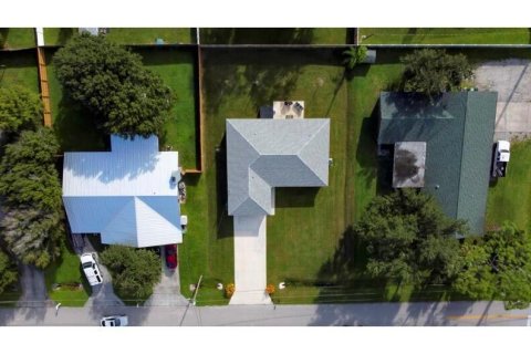 Villa ou maison à vendre à St. Lucie, Floride: 3 chambres, 135.64 m2 № 2083012 - photo 24