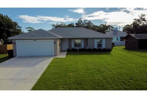 Villa ou maison à vendre à St. Lucie, Floride: 3 chambres, 135.64 m2 № 2083012 - photo 2