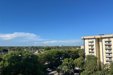 Copropriété à louer à Miami, Floride: 1 chambre, 55.56 m2 № 1922136 - photo 7