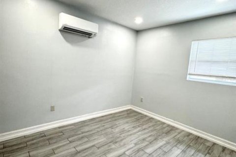 Apartamento en alquiler en Tampa, Florida, 1 dormitorio, 40.13 m2 № 1913768 - foto 6