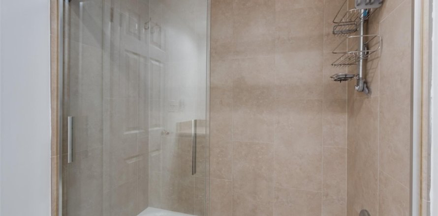 Condominio en Fort Lauderdale, Florida, 2 dormitorios № 1059048
