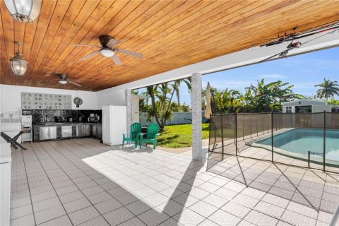 Купить виллу или дом в Хомстед, Флорида 3 спальни, 133.31м2, № 1994538 - фото 13