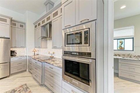 Купить виллу или дом в Порт-Шарлотт, Флорида 12 комнат, 209.4м2, № 1718727 - фото 22