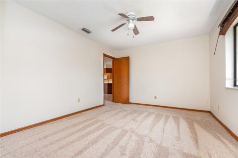 House in Orlando, Florida 3 bedrooms, 150.32 sq.m. № 1853872 - photo 18