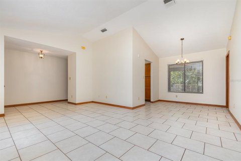 House in Orlando, Florida 3 bedrooms, 150.32 sq.m. № 1853872 - photo 5