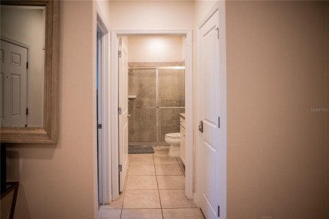 Townhouse in Davenport, Florida 5 bedrooms, 212.1 sq.m. № 1908981 - photo 5