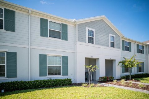Townhouse in Davenport, Florida 5 bedrooms, 212.1 sq.m. № 1908981 - photo 2