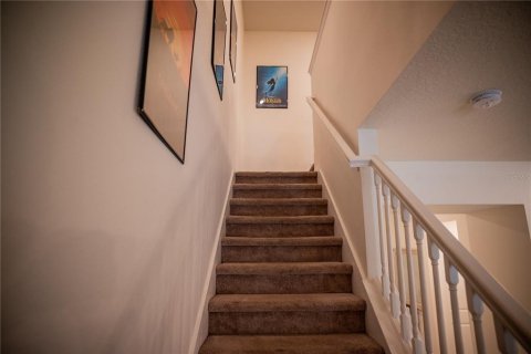 Townhouse in Davenport, Florida 5 bedrooms, 212.1 sq.m. № 1908981 - photo 30