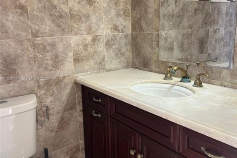 Copropriété à louer à Miramar, Floride: 2 chambres, 77.29 m2 № 1989522 - photo 15