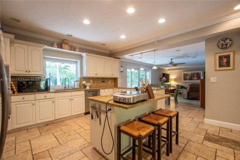 Купить виллу или дом в Майами, Флорида 3 спальни, 263.47м2, № 1686158 - фото 16