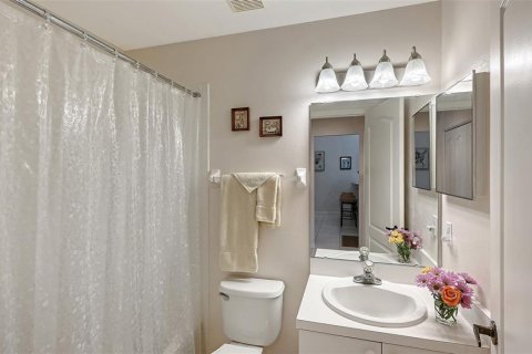 Condo in Sarasota, Florida, 2 bedrooms № 2092270 - photo 23