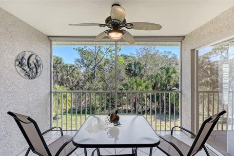 Condo in Sarasota, Florida, 2 bedrooms № 2092270 - photo 7