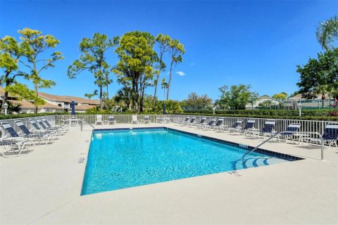 Condo in Sarasota, Florida, 2 bedrooms № 2092270 - photo 27
