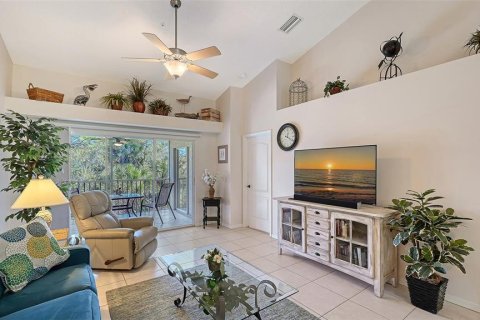 Condo in Sarasota, Florida, 2 bedrooms № 2092270 - photo 5