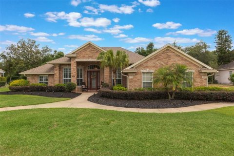 House in DeBary, Florida 4 bedrooms, 201.69 sq.m. № 1679605 - photo 1