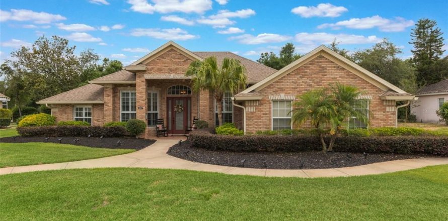House in DeBary, Florida 4 bedrooms, 201.69 sq.m. № 1679605