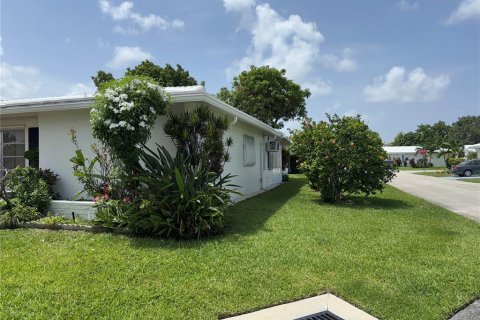 Casa en venta en Tamarac, Florida, 2 dormitorios, 156.26 m2 № 1807458 - foto 4