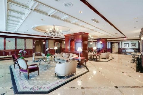 Купить кондоминиум в Серфсайд, Флорида 2 спальни, 117.06м2, № 1993420 - фото 21