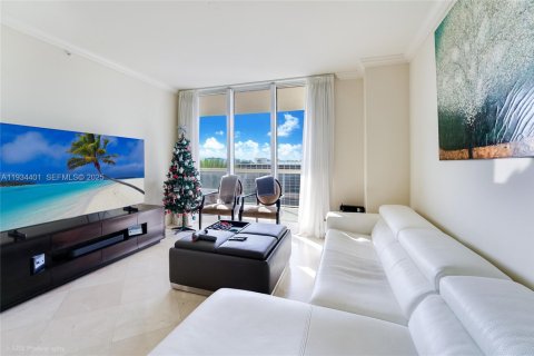 Купить кондоминиум в Серфсайд, Флорида 2 спальни, 117.06м2, № 1993420 - фото 9