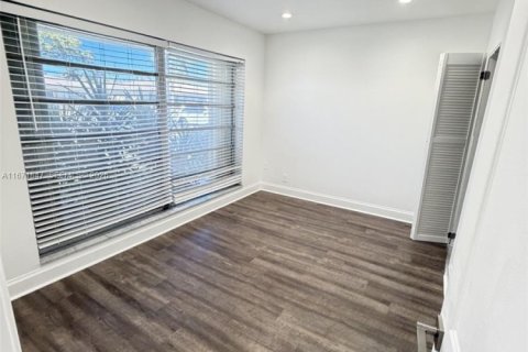 Купить виллу или дом в Бока-Ратон, Флорида 2 спальни, 84.36м2, № 1978767 - фото 22