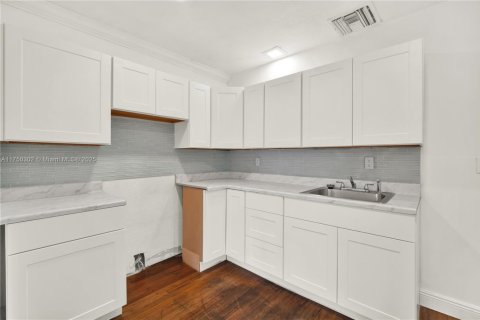 Casa en venta en Lake Worth, Florida, 4 dormitorios, 170.66 m2 № 1859862 - foto 24