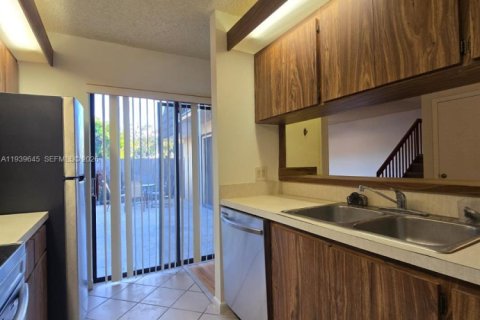 Adosado en venta en West Palm Beach, Florida, 2 dormitorios, 114.83 m2 № 1997011 - foto 10