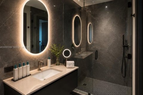 Condo in Miami, Florida  № 2244674 - photo 7