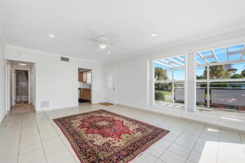Casa en venta en Daytona Beach, Florida, 3 dormitorios, 124.21 m2 № 2388138 - foto 12