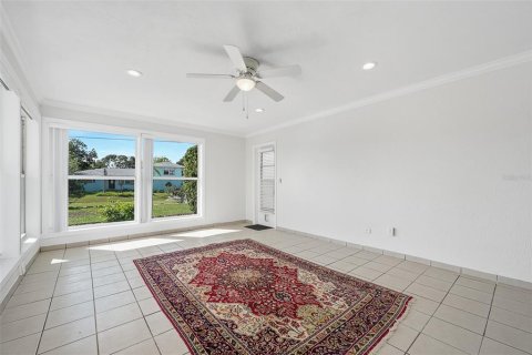 Casa en venta en Daytona Beach, Florida, 3 dormitorios, 124.21 m2 № 2388138 - foto 9