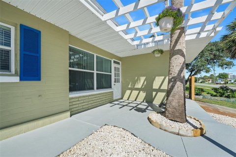 Casa en venta en Daytona Beach, Florida, 3 dormitorios, 124.21 m2 № 2388138 - foto 6