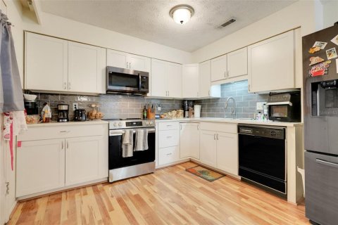 Condo in Orlando, Florida, 3 bedrooms  № 1771268 - photo 4