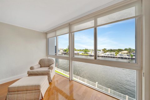 Condo in Fort Lauderdale, Florida, 2 bedrooms  № 2191542 - photo 14