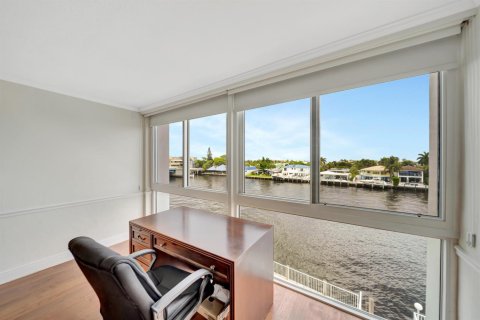Condo in Fort Lauderdale, Florida, 2 bedrooms  № 2191542 - photo 20