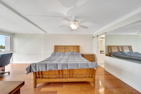 Condo in Fort Lauderdale, Florida, 2 bedrooms  № 2191542 - photo 18