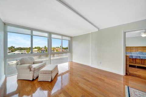 Condo in Fort Lauderdale, Florida, 2 bedrooms  № 2191542 - photo 13