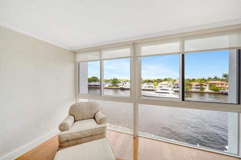 Condo in Fort Lauderdale, Florida, 2 bedrooms  № 2191542 - photo 16