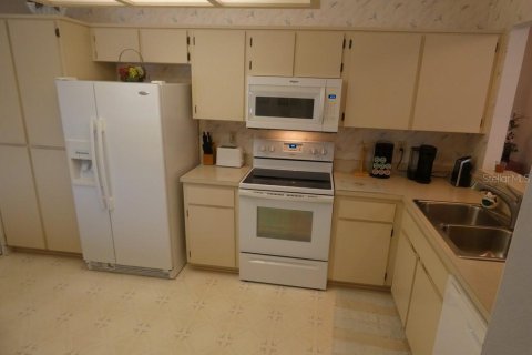 Condo in Hudson, Florida, 2 bedrooms  № 1906308 - photo 6
