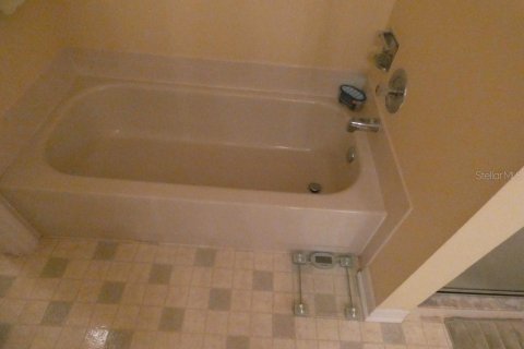 Condo in Hudson, Florida, 2 bedrooms  № 1906308 - photo 20