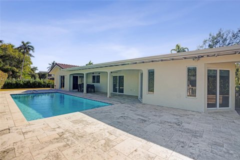 Casa en venta en North Miami Beach, Florida, 5 dormitorios, 286.42 m2 № 1973467 - foto 4